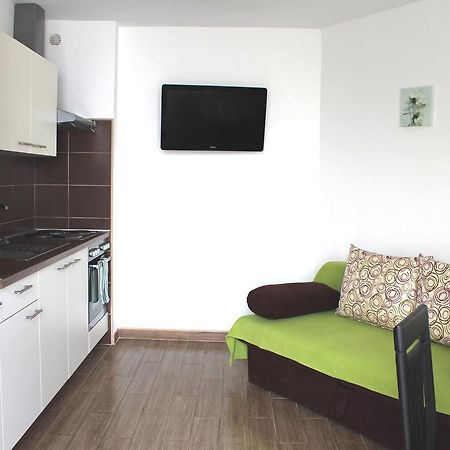 Apartment Maja Крк Экстерьер фото