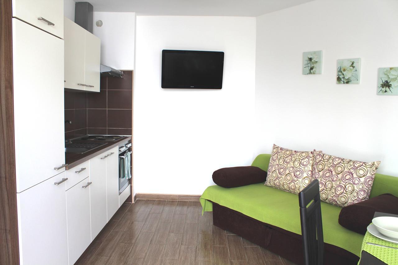 Apartment Maja Крк Экстерьер фото